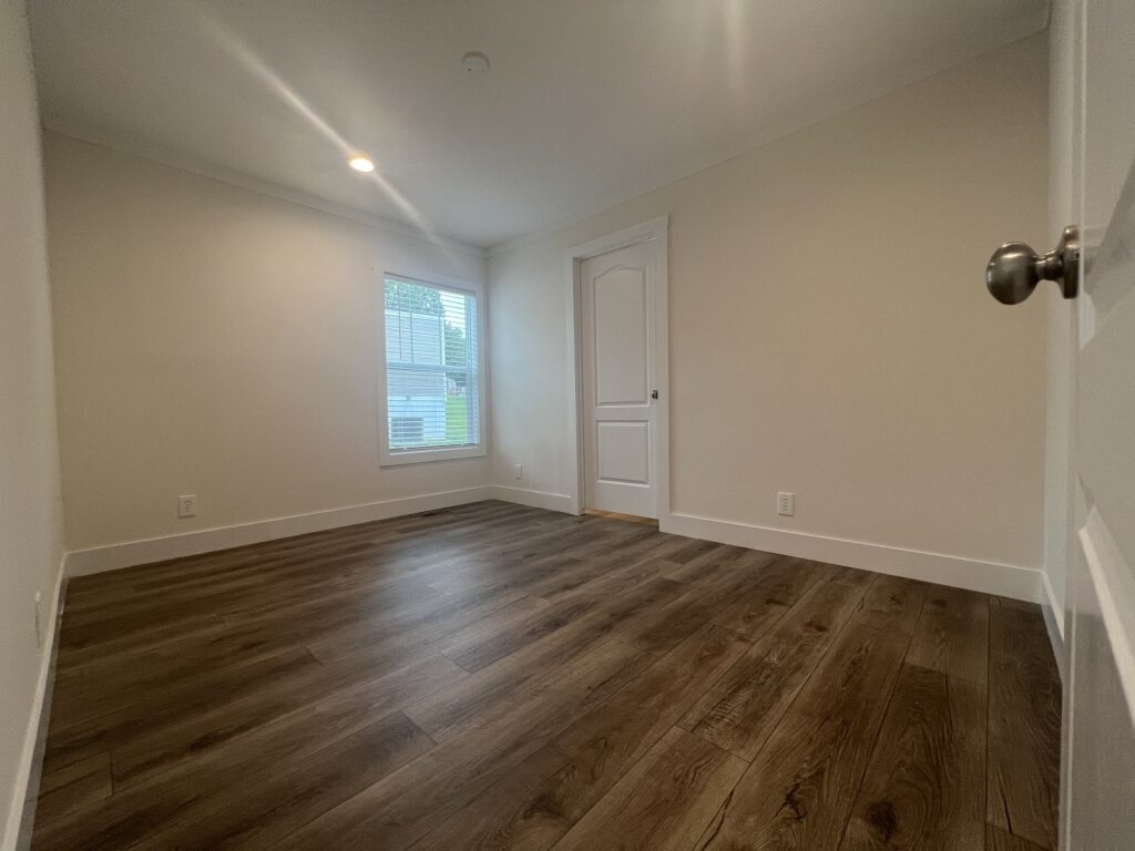 Building Photo - 55 Sugar Maple Dr