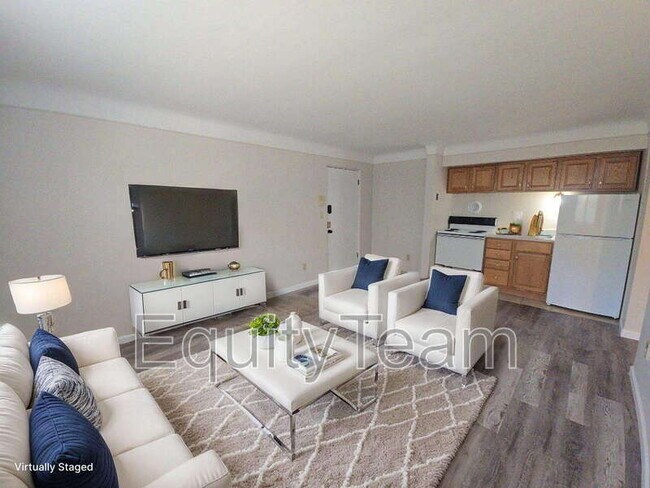 Building Photo - 4505 Forest Trail