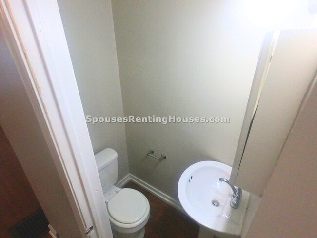 Building Photo - 377 S Emerson Ave