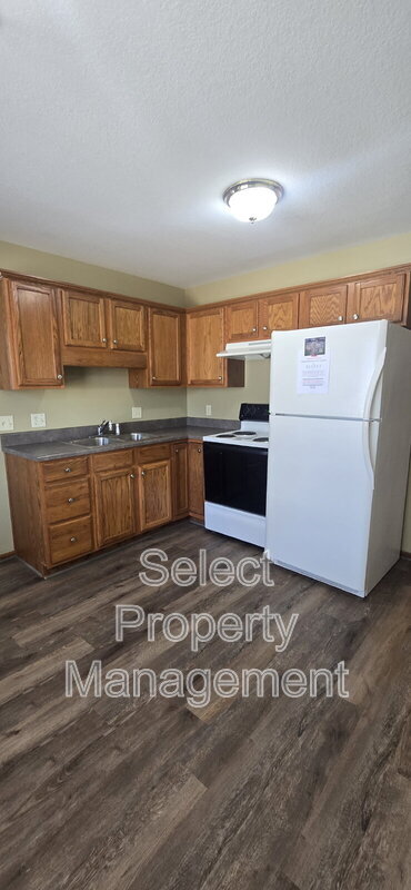 Building Photo - 5308 Gardenview Ave