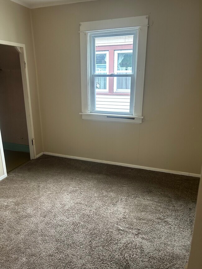 Building Photo - 35 Salem St