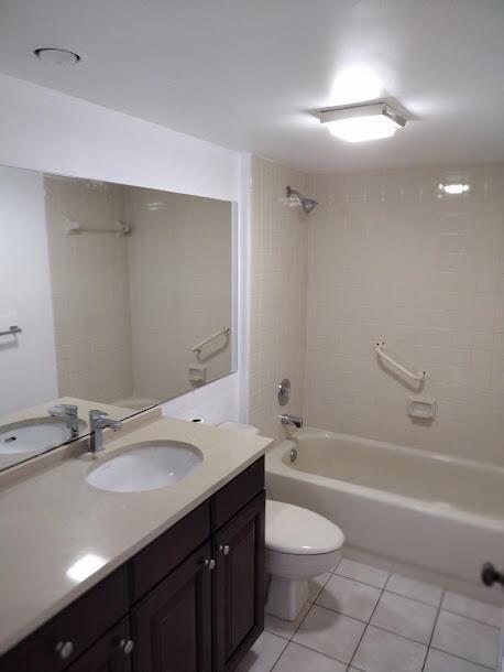 Building Photo - 3520 Whitehall Dr