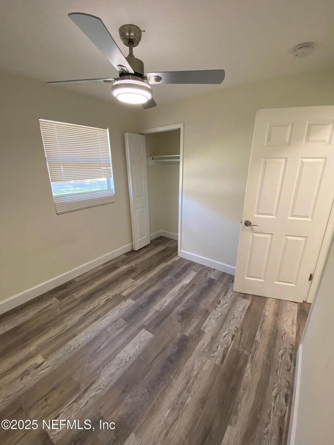 Building Photo - 7262 Kivler Dr