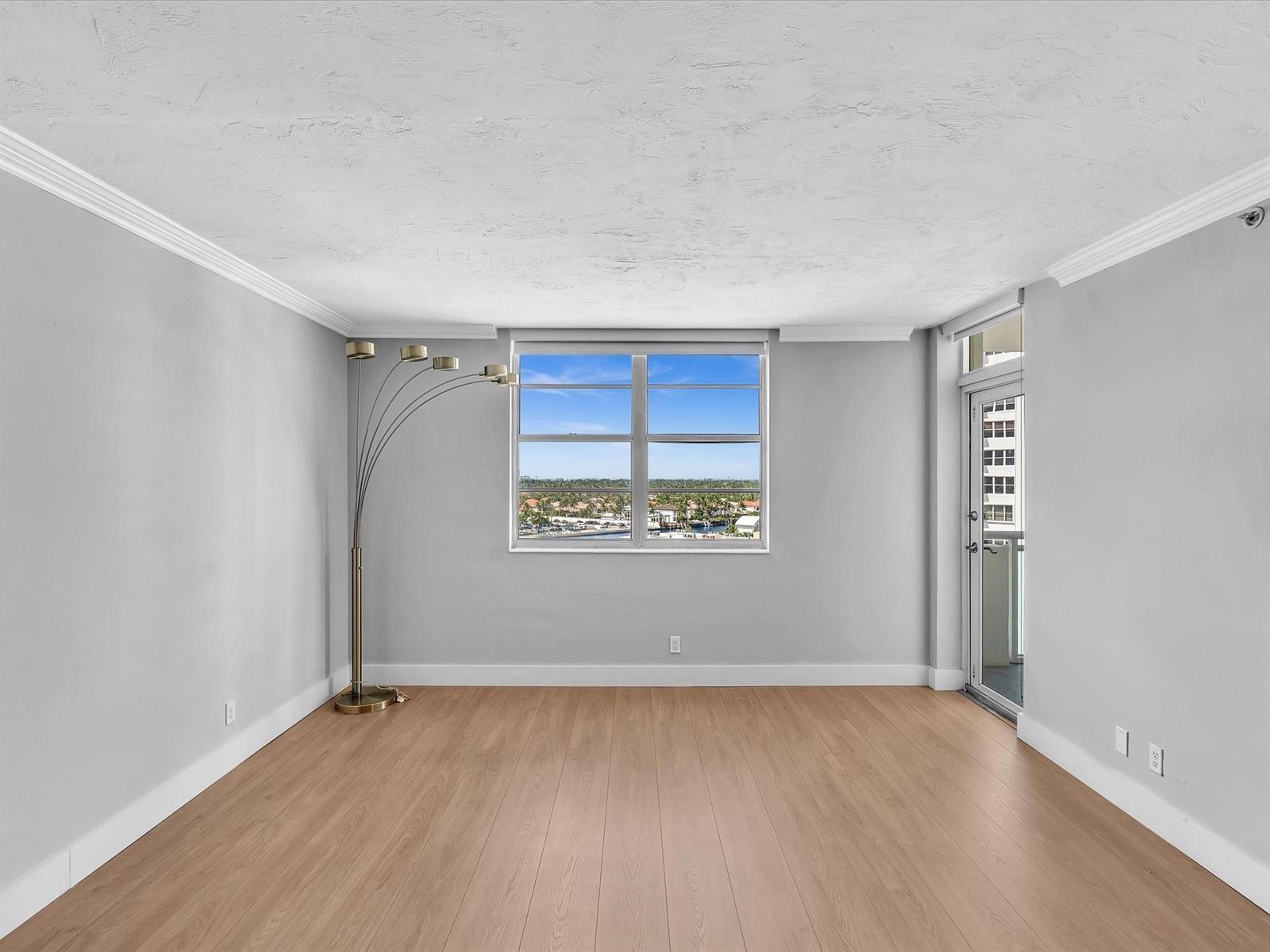 Building Photo - 3001 S Ocean Dr