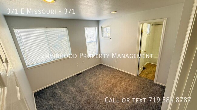 Building Photo - 371 E Missouri-371