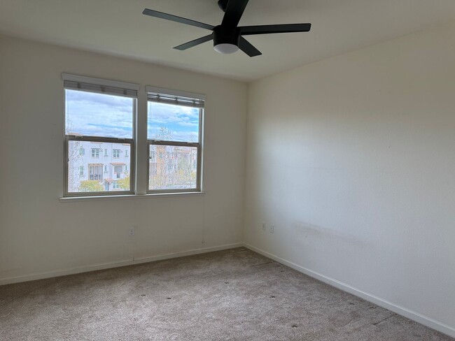 Building Photo - San Jose Comfort, Convenience and Location