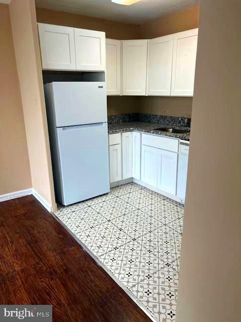 Building Photo - 401 Cooper Landing Rd