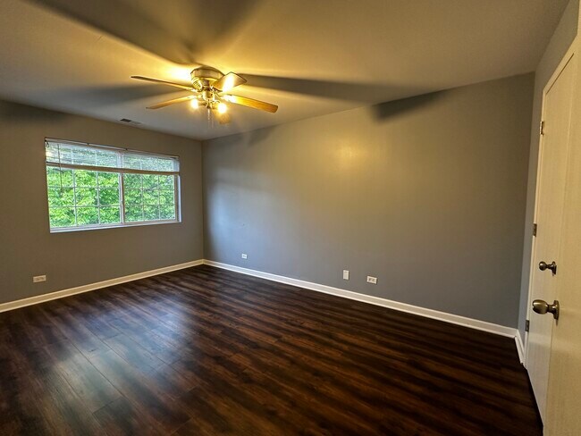 Building Photo - 1572 Normantown Rd