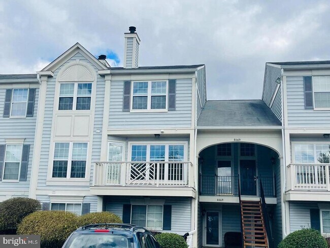 Building Photo - 8069 Stonewall Brigade Ct