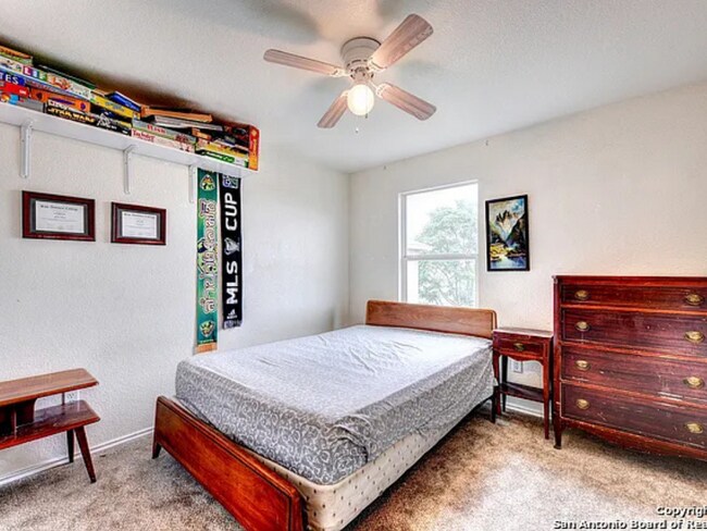 Building Photo - Move-In Ready Home with Fresh Updates & Spacious Layout in Converse