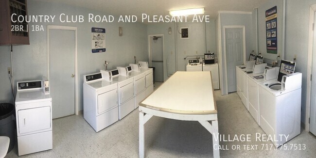 Building Photo - 611 Country Club Rd