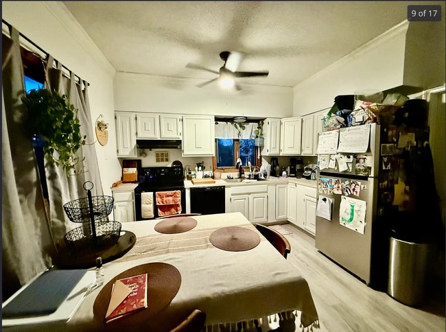 Building Photo - 141 E High St