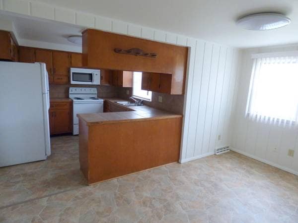 Building Photo - 3805 E Rudisill Blvd