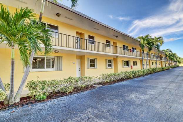 Building Photo - 207 Tropic Isle Dr