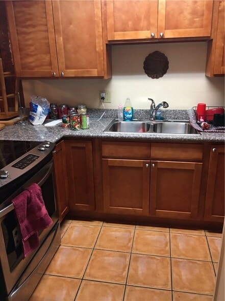 Building Photo - 2618 Bessemer St