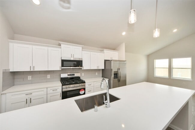 Building Photo - 21814 Ash Cypress Ct