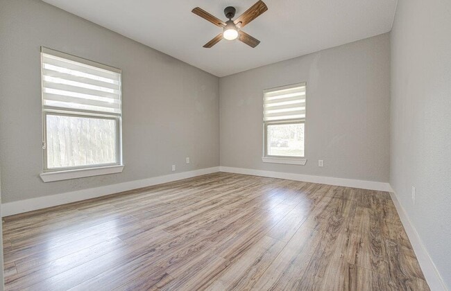 Building Photo - 7305 Inspiration Dr