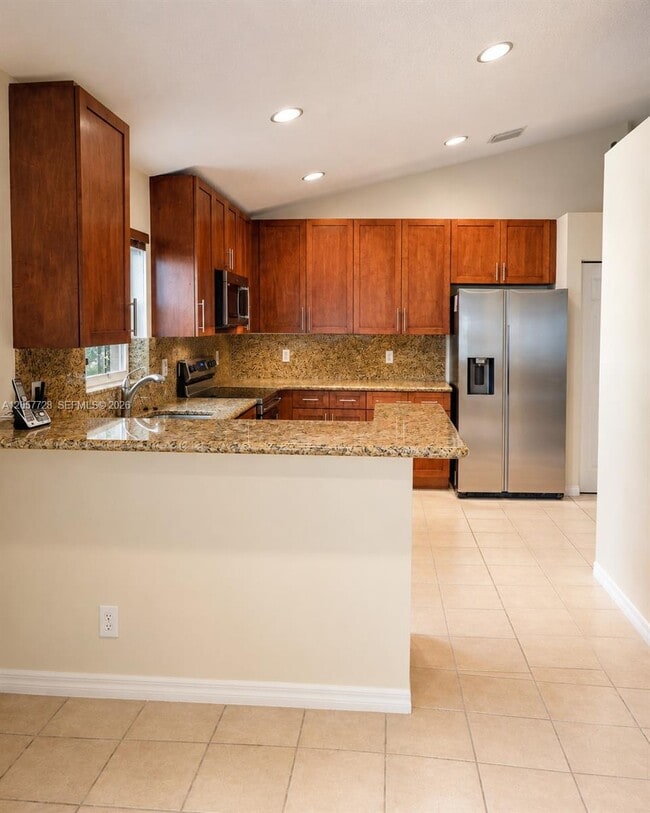 Building Photo - 1041 Cedar Falls Dr
