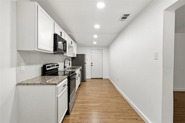 Building Photo - 2634 Seevers Ave