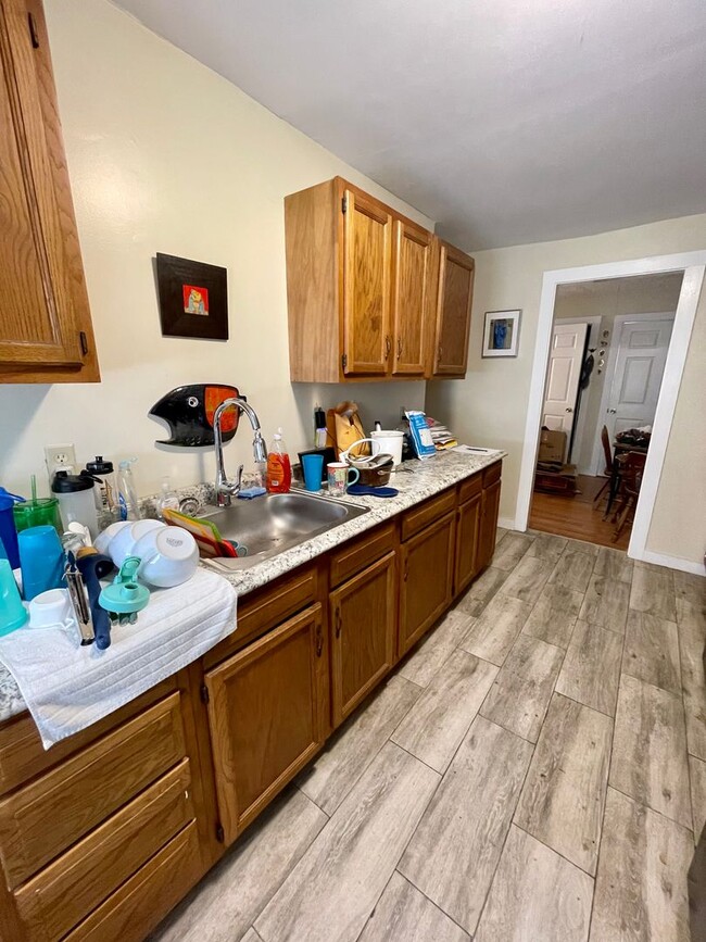 Building Photo - Moon Township (Mooncrest) - 1 Bed 1 Bath -...