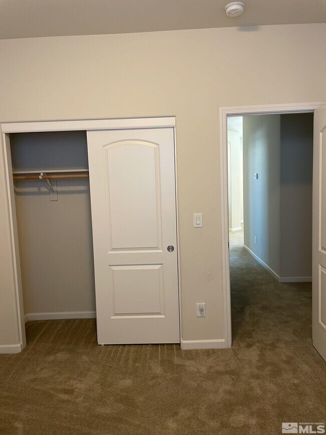 Building Photo - 7023 Cinder Village Dr