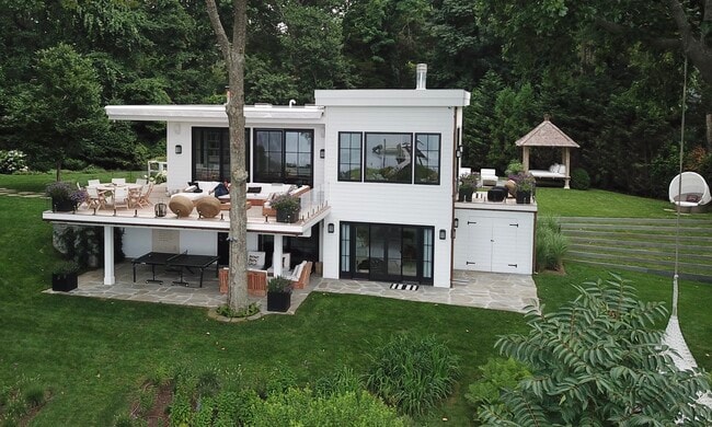 Building Photo - 51 Dumar Dr