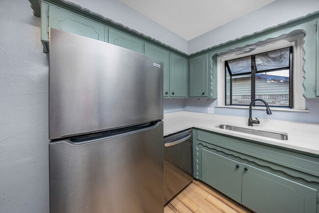 Building Photo - 412 NW 69th St