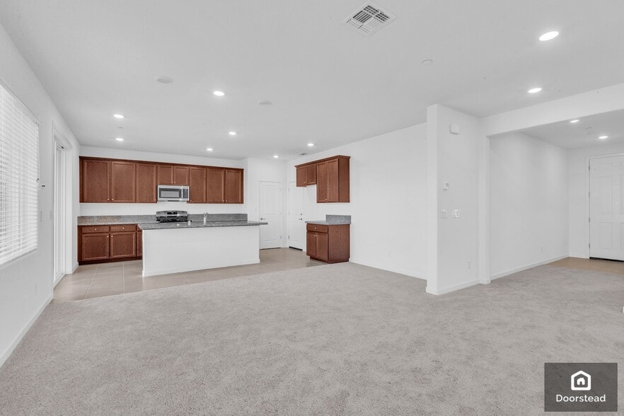 Building Photo - 6001 Firelight Dr