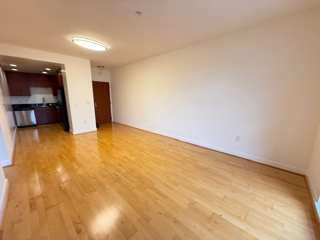 Building Photo - 585 9th St