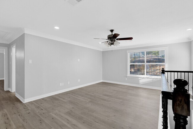 Building Photo - 4838 Delano St