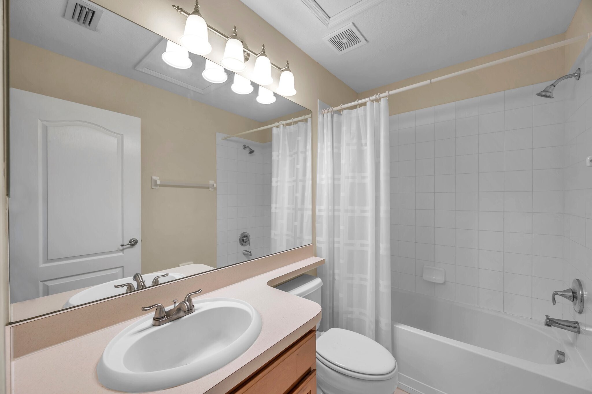 Building Photo - 31240 Claridge Pl