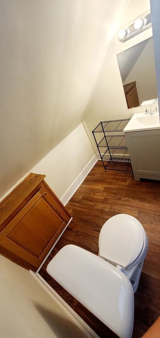 Building Photo - 1802 Madison Ave SE