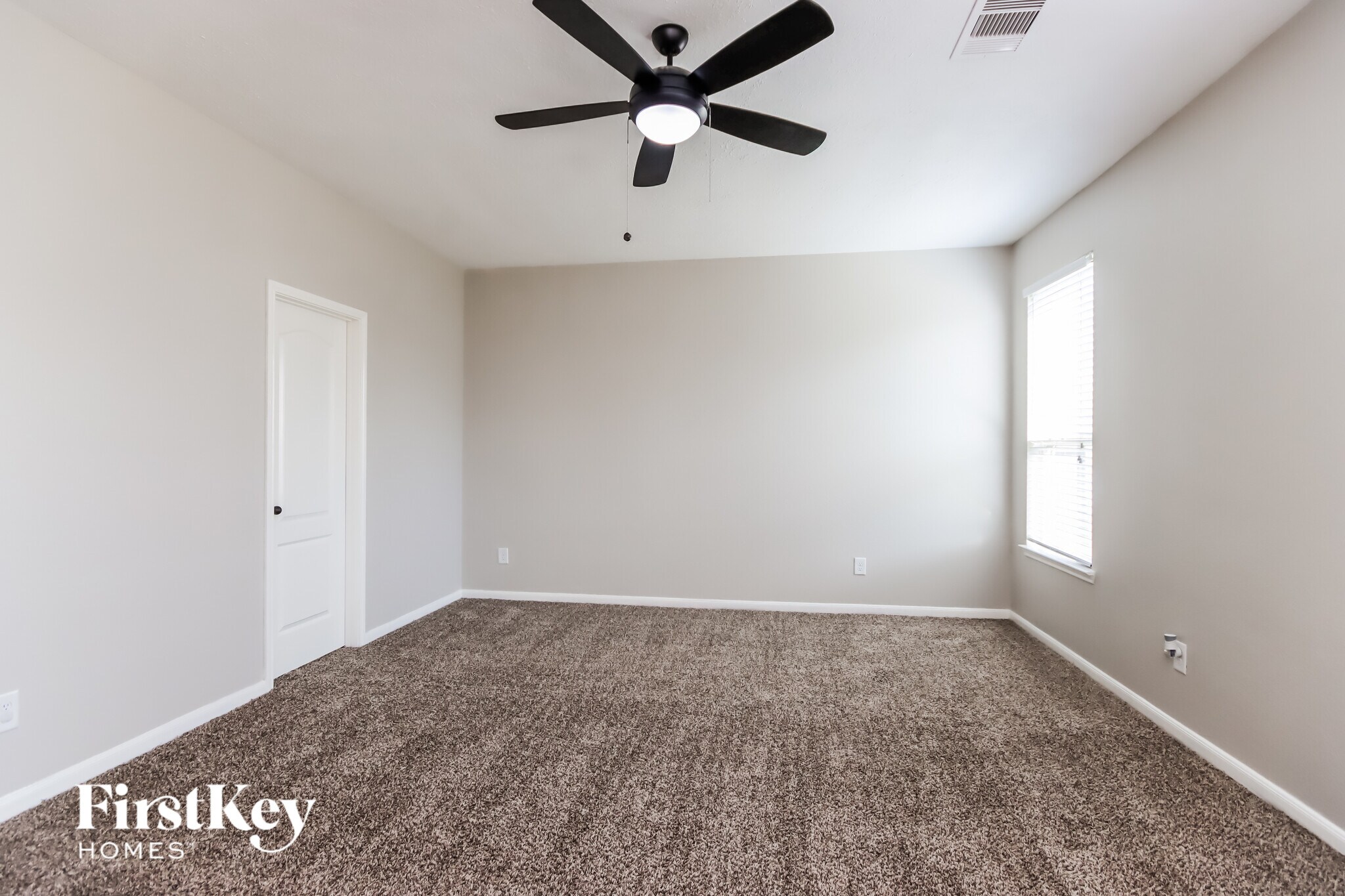 Building Photo - 25515 Kensington Lk Dr