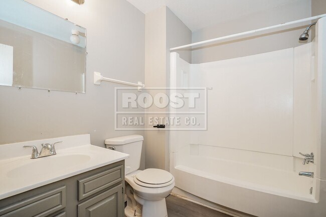 Building Photo - 5623-5625 CHATFORD