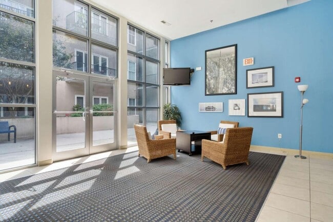 Building Photo - 384 Ralph McGill Blvd NE