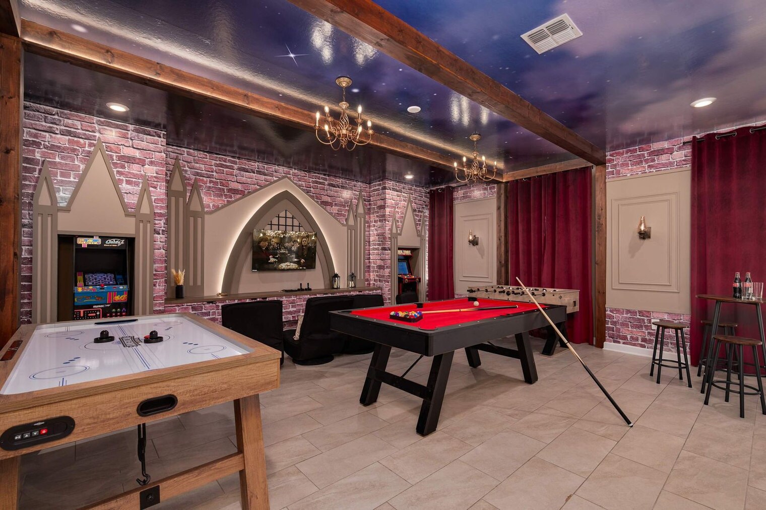 Building Photo - 9052 Sommerset Hills Dr