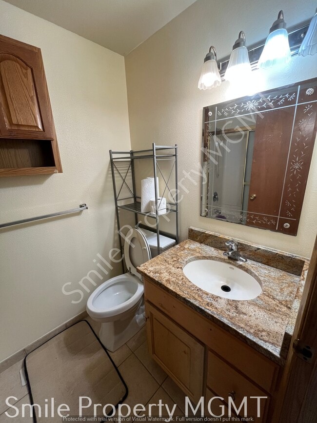 Building Photo - 215 SE 91st Ave