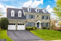 Building Photo - 2945 Oakton Knoll Ct