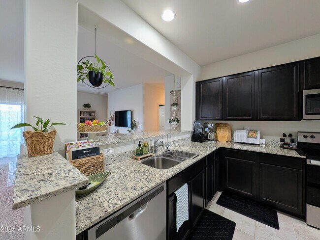Building Photo - 24458 W Verlea Dr