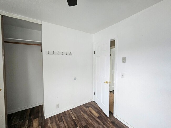 Building Photo - hanj01*