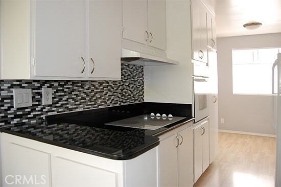 Building Photo - 811 6th St