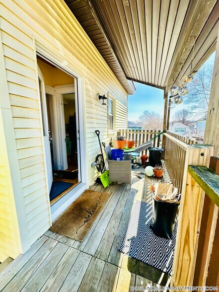 Building Photo - 314 Cornell St