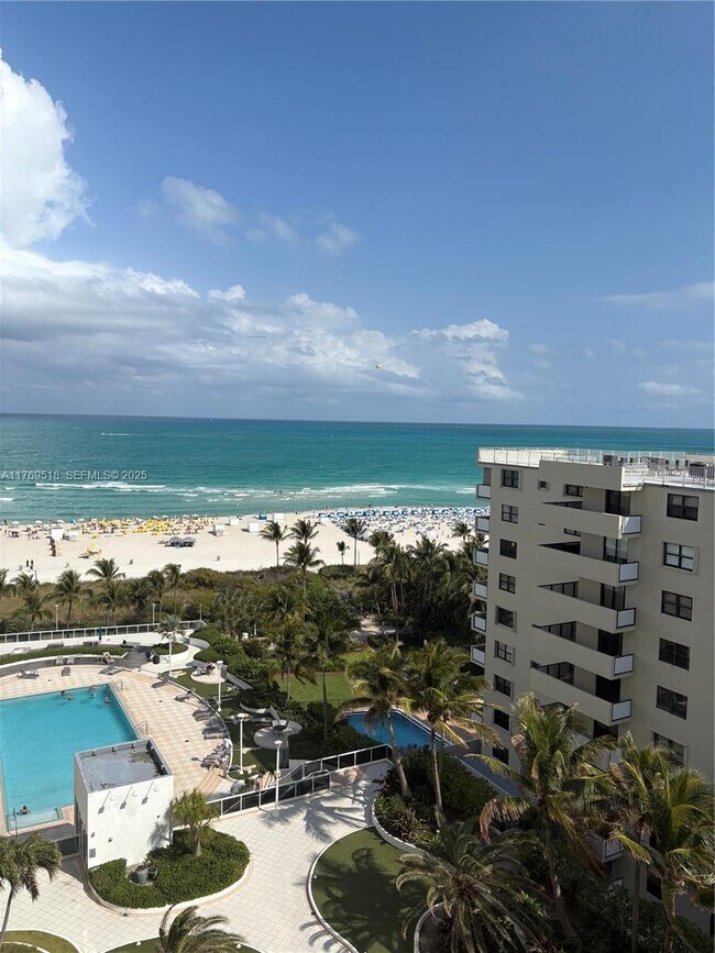 Building Photo - 100 Lincoln Rd