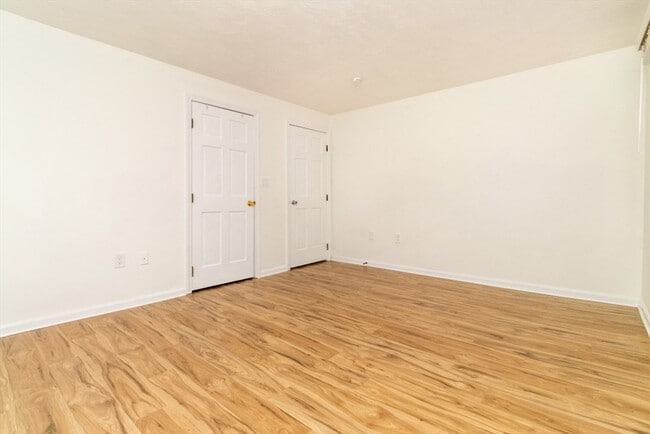 Building Photo - 82 Glendower Rd