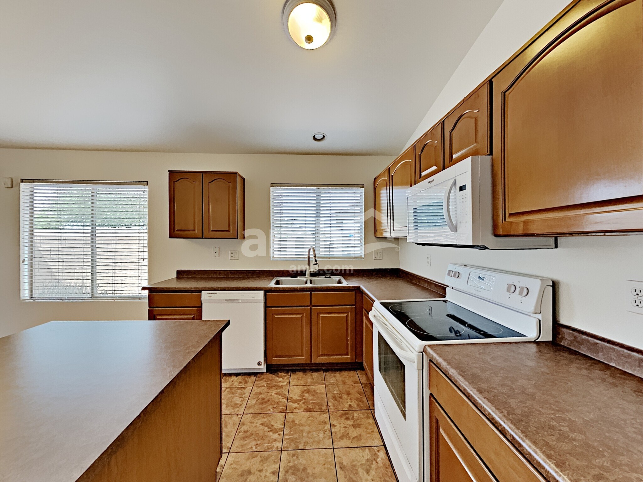 Building Photo - 9910 W Atlantis Way