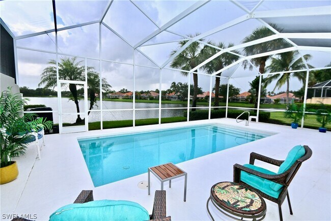 Building Photo - 5495 Freeport Ln