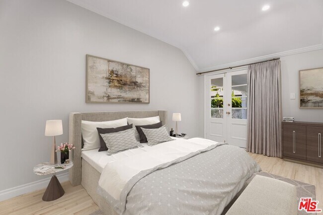 Building Photo - 9683 W Olympic Blvd