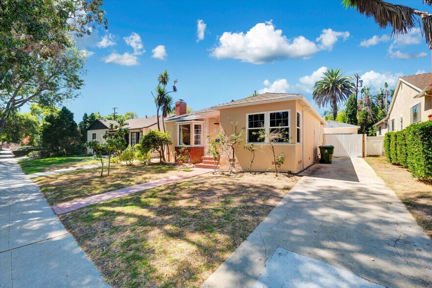 Building Photo - 2511 Castle Heights Ave