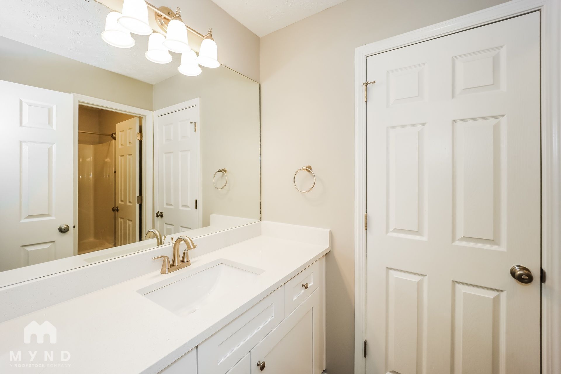 Building Photo - 3302 Summer Brooke Ln