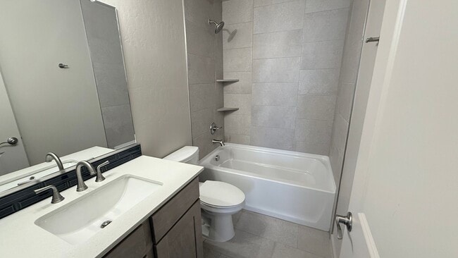 Building Photo - Light and airy 3-bed, 3-bath townhome in one of the area’s most highly desired Red Hawk area.